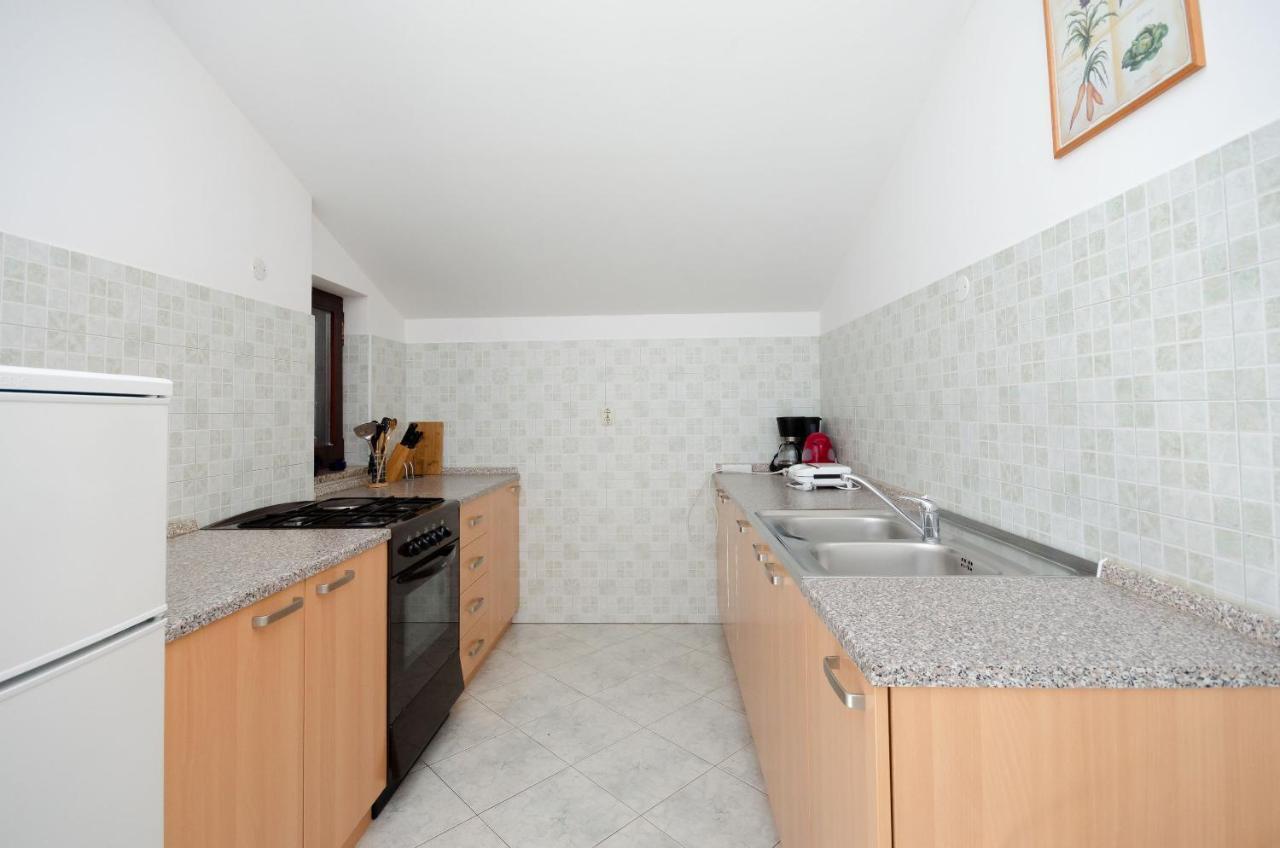 Apartments Slavica Rabac Exterior photo