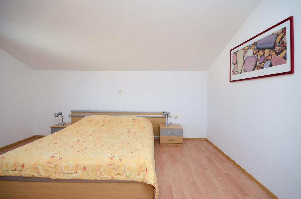 Apartments Slavica Rabac Exterior photo